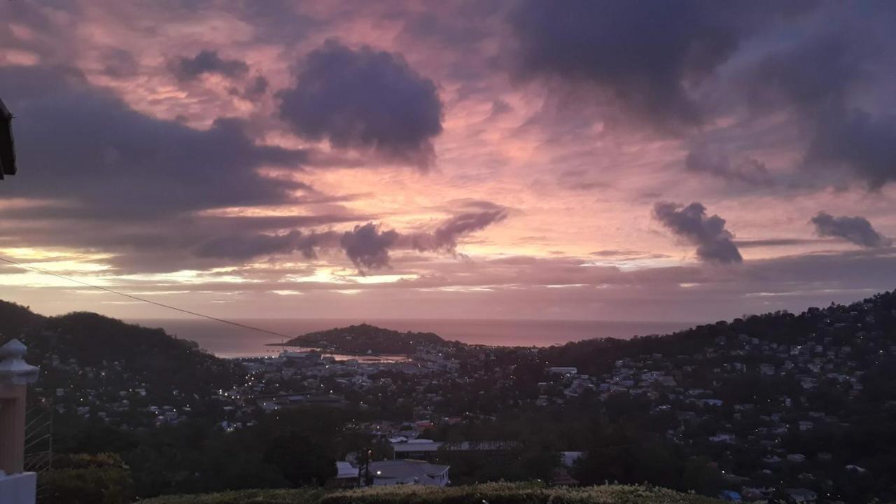 Hilltop View Guesthouse Castries Esterno foto